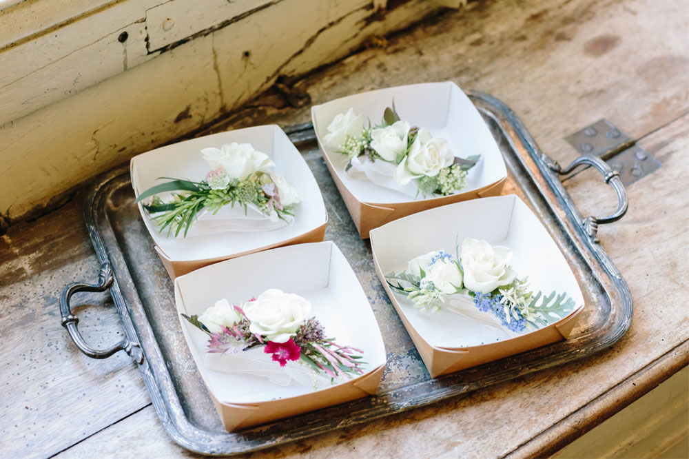 19 Fleurs De Fee Chateau De Bagnols Save The Date Photography